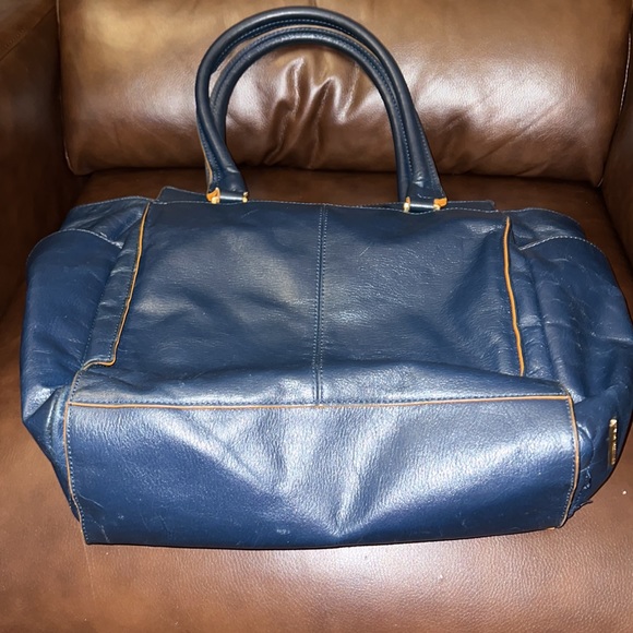 Gently Used Vince Camuto Leather Rectangular Tote. - Picture 2 of 8